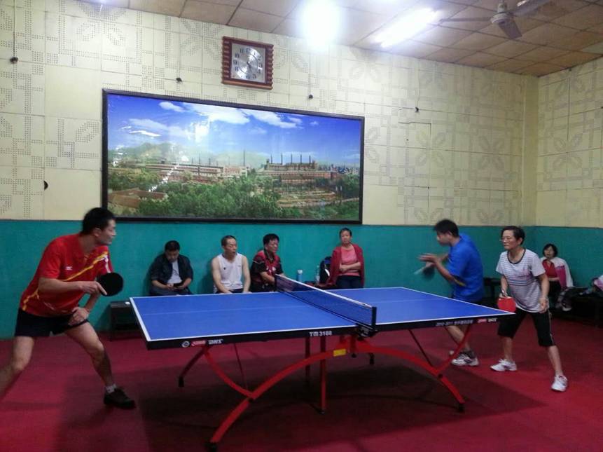 乒乓球友谊赛2.jpg 乒乓球友谊赛2.jpg