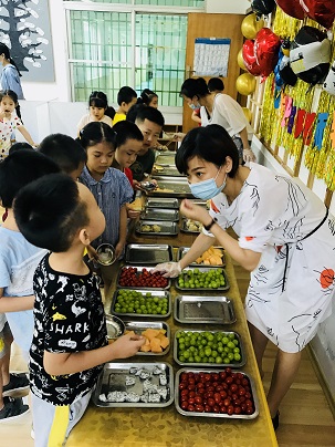 自助餐.jpg