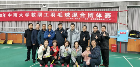 YY6C1}RNY27)0J4%MMC3@XN.png